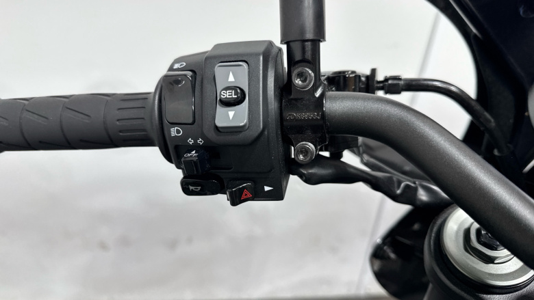 Kawasaki Z R900EKF (19MY)